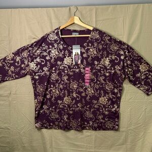 Women's Plum Floral Scoop Neck Tunic with Gold Print
